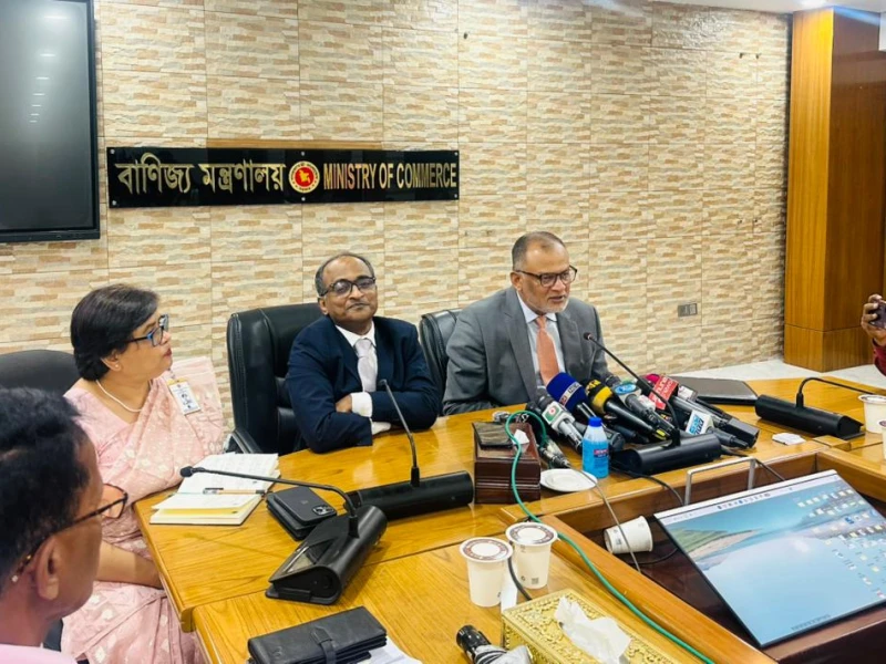 বাণিজ্য ঘাটতি কমাতে পারলে মার্কিন শুল্ক হ্রাসের সম্ভাবনা রয়েছে: বাণিজ্য উপদেষ্টা