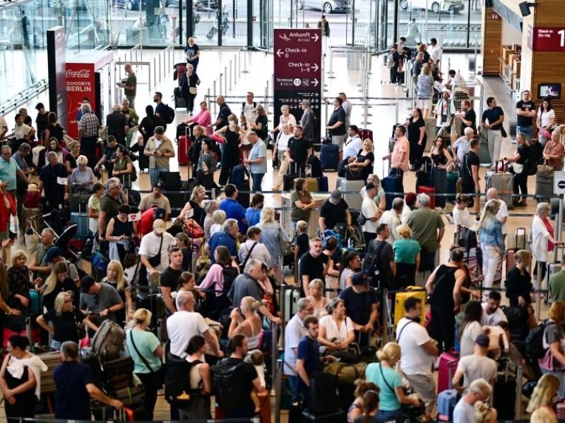 Cyberattack Snarls Flights Across European Airports for Second Day