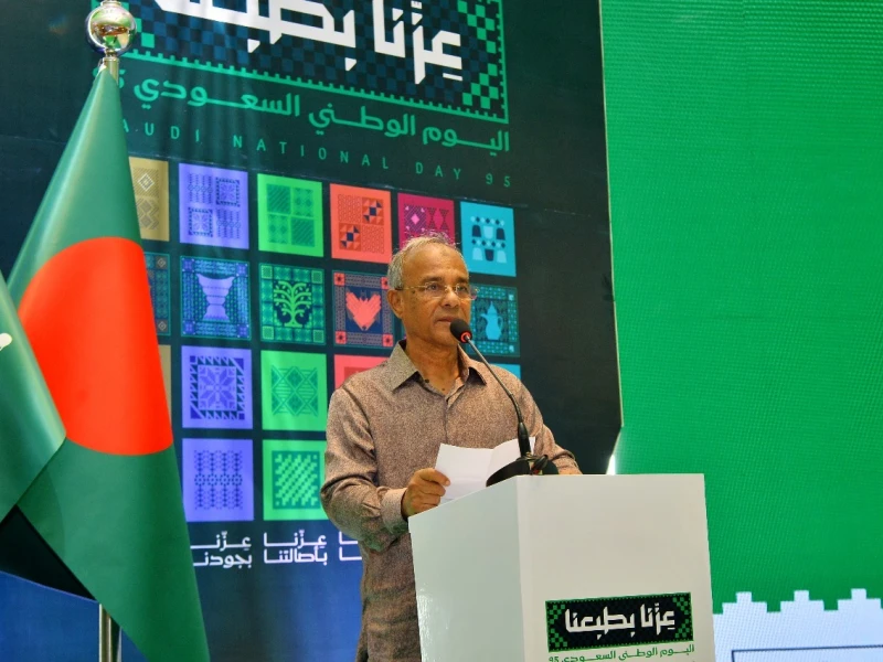 সৌদি আরব বাংলাদেশি জনগণের হৃদয়ে বিশেষ স্থান অধিকার করে আছে: স্বরাষ্ট্র উপদেষ্টা