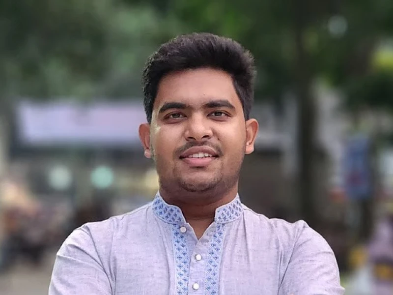 রংপুরে বিদ্যালয়ে অর্ধশত শিক্ষার্থীকে পেটাল বাগছাস নেতা