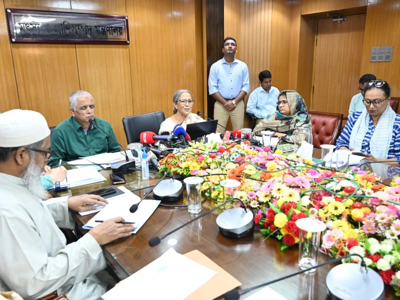 ৪ থেকে ২৫ অক্টোবর পর্যন্ত মা ইলিশ ধরা ও বিক্রয় নিষিদ্ধ: মৎস্য উপদেষ্টা