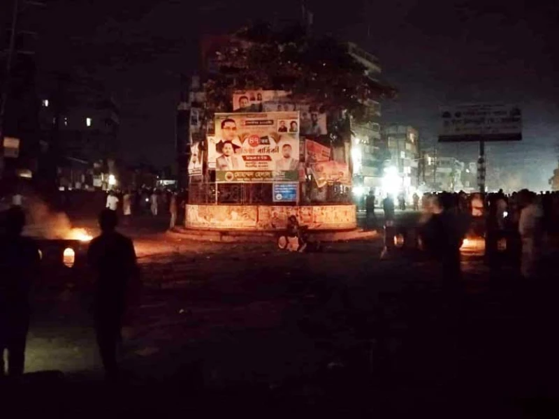 ফেসবুকে আপত্তিকর পোস্টকে কেন্দ্র করে হাটহাজারীতে ১৪৪ ধারা