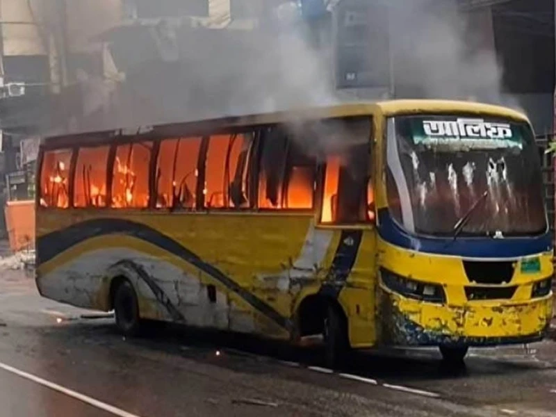 Extortion behind Alif bus arson: Bangladesh Army