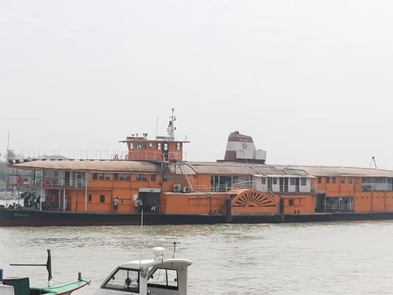 ঢাকা-বরিশাল নৌপথে আবারও বাজবে স্টিমারের হুইসেল, ঐতিহ্য ফিরছে দেড় শ বছর পর