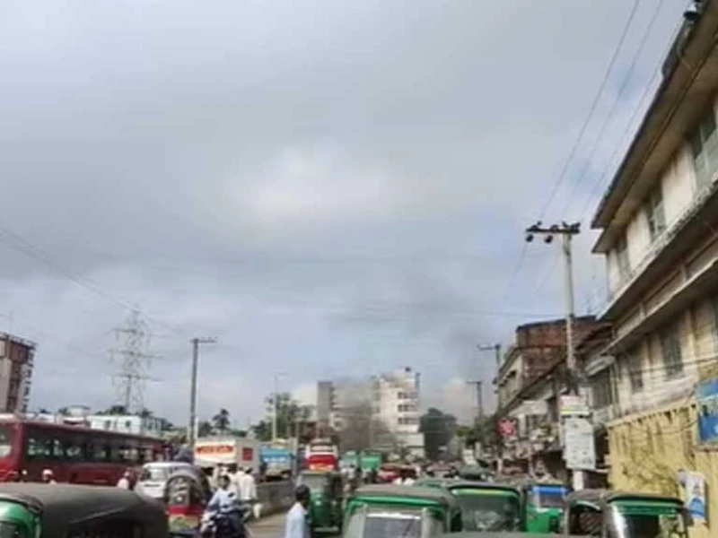 ঢাকা-সিলেট মহাসড়ক পরিদর্শনে গিয়ে নিজেই যানজটে উপদেষ্টা ফাওজুল কবির