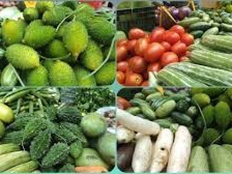 ঢাকার বাজারে সবজি-মাংসের দাম কিছুটা কমেছে, সরবরাহ বৃদ্ধি পেয়েছে