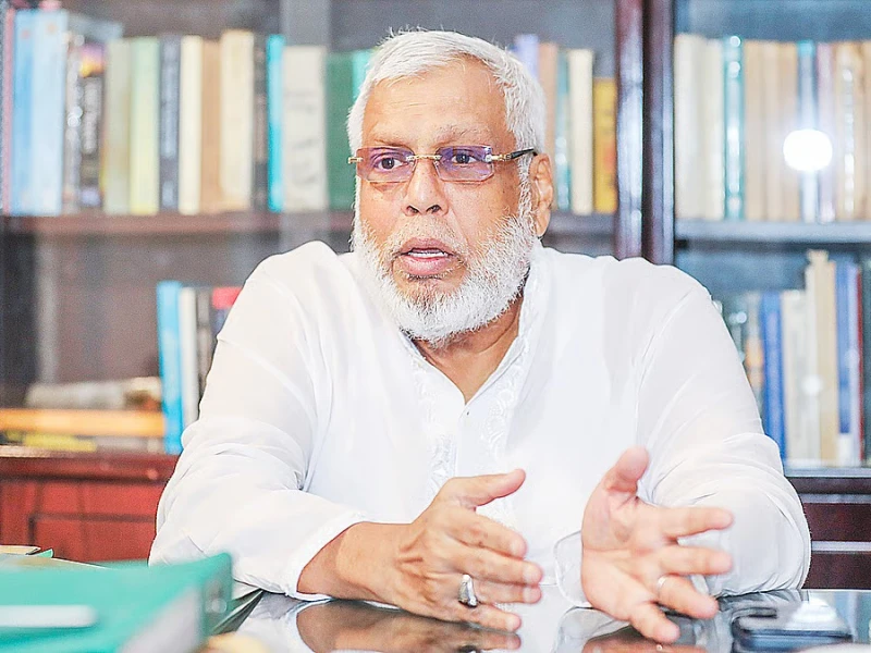 ১২ কেজি এলপিজি সিলিন্ডারের দাম ১ হাজার টাকার কম হওয়া উচিত: জ্বালানি উপদেষ্টা