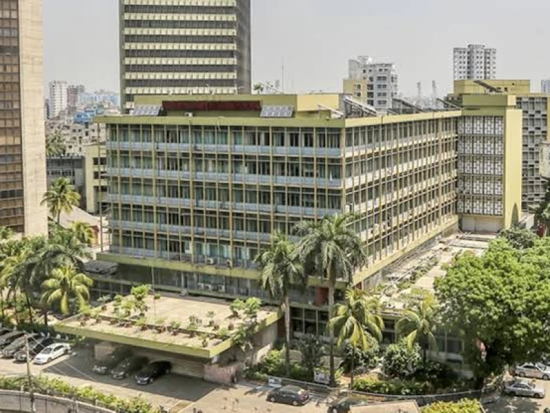 BB: Refusing Tk 1 and Tk 2 Coins Violates Law