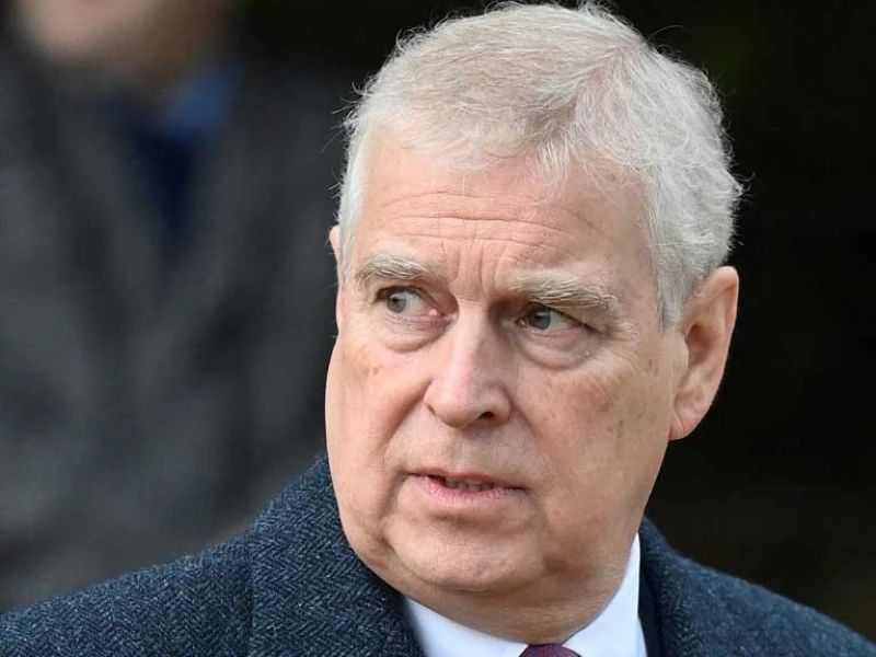 রাজকীয় মর্যাদা হারাচ্ছেন প্রিন্স অ্যান্ড্রু: উপাধি ও বাড়ি কেড়ে নিল রাজপরিবার