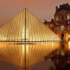 Louvre Museum Closes After Robbery in Paris; Probe Underway