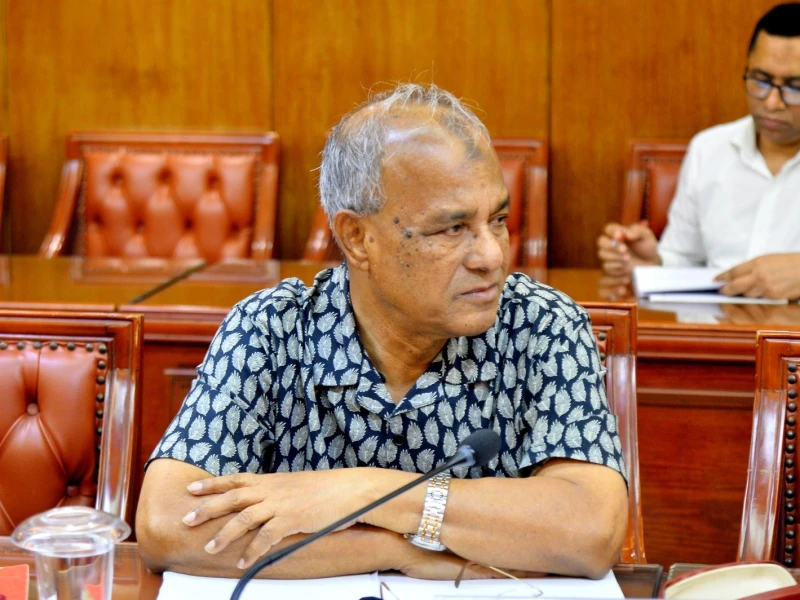 রাজনৈতিক দলের নেতাকর্মীদের অবৈধ সুবিধা দিলেই পুলিশের বিরুদ্ধে ব্যবস্থা