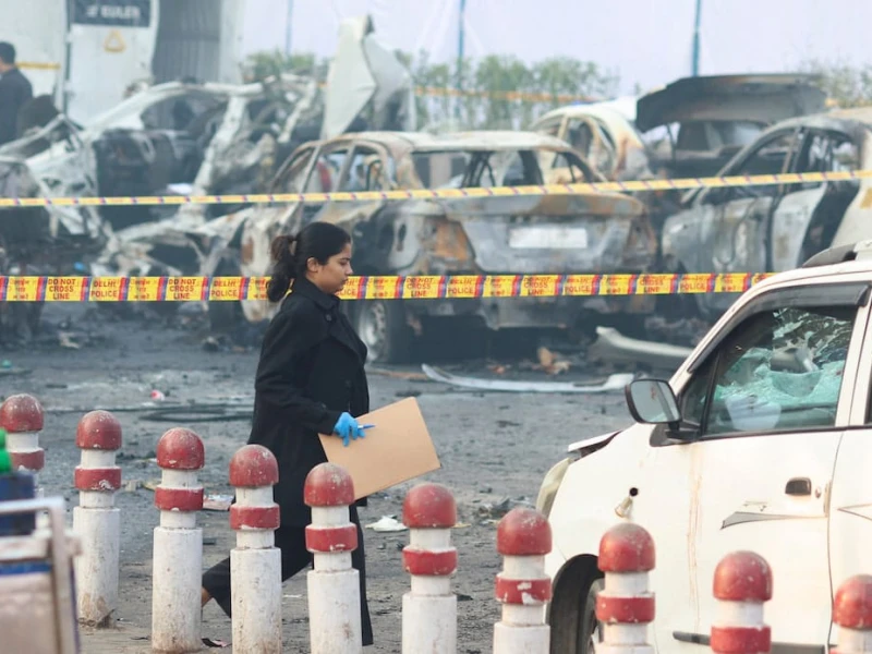 Hundreds Detained in Kashmir After Deadly Delhi Car Blast