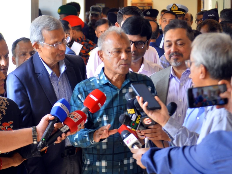 No Signs of Instability in Bangladesh: Adviser Jahangir