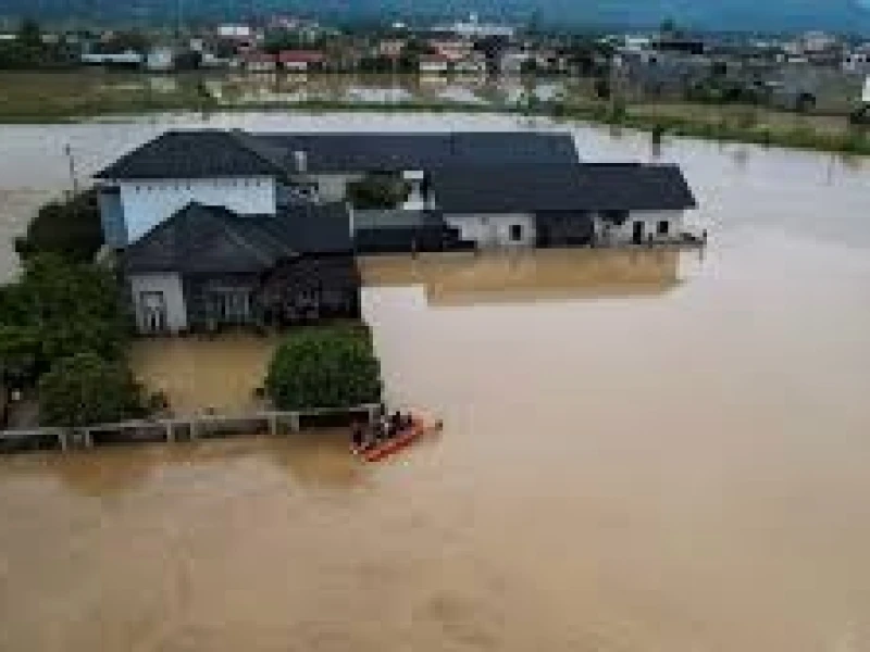 দক্ষিণ–পূর্ব এশিয়ায় ভয়াবহ বন্যা: মৃতের সংখ্যা ১৮৩