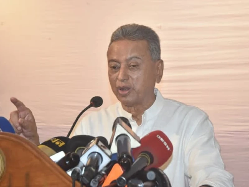 রায়ের দিন বিশৃঙ্খলা হলে আইনশৃঙ্খলা বাহিনীই সামলাবে: আমীর খসরু