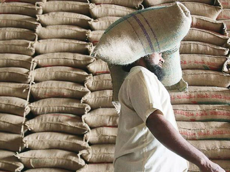 সিঙ্গাপুর থেকে আসবে ৫০ হাজার টন চাল, ব্যয় কত?