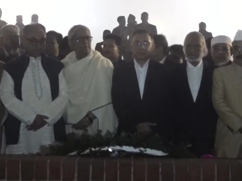 রাত ১০টায় জাতীয় স্মৃতিসৌধে তারেক রহমান