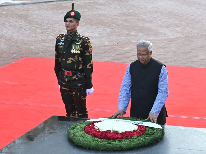 বুদ্ধিজীবী দিবসে রাষ্ট্রপতি ও প্রধান উপদেষ্টার ফুলেল শ্রদ্ধাঞ্জলি অর্পন