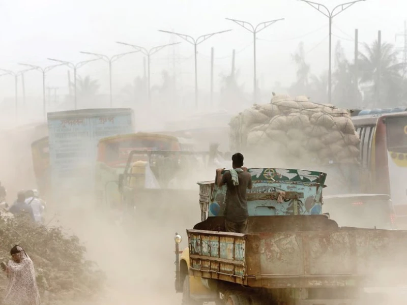 Dhaka’s Air Remains ‘Unhealthy’ as Winter Tightens Its Grip