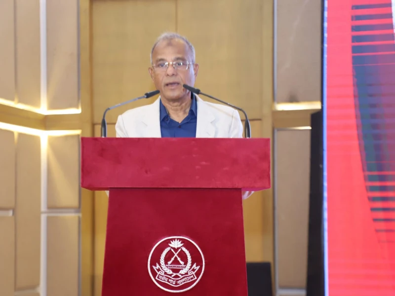 নির্বাচন সামনে রেখে সীমান্ত দিয়ে অস্ত্র পাচারের চেষ্টা বেড়েছে: স্বরাষ্ট্র উপদেষ্টা