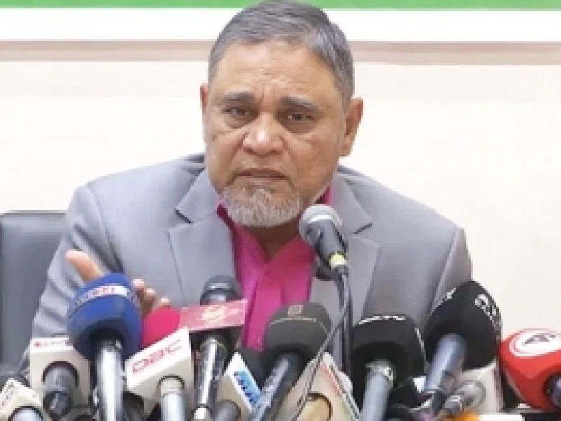 আইনশৃঙ্খলা পরিস্থিতি নিয়ে তিন বাহিনীর প্রধানদের সঙ্গে বৈঠকে বসছেন সিইসি