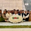 জিয়াউর রহমানের সমাধিতে শ্রদ্ধা জানালেন তারেক