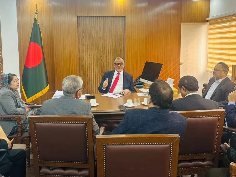 Illegal hoarding pushes up jute prices, says Adviser Bashir Uddin