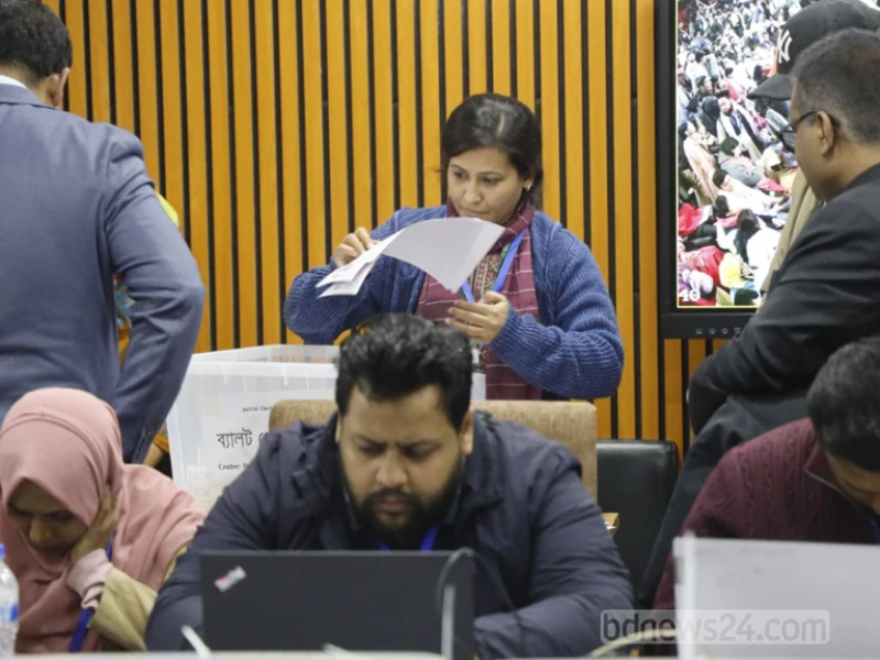 জকসু নির্বাচনের ভোট গণনায় গড়মিল, ওএমআর ত্রুটিতে থমকে কাজ