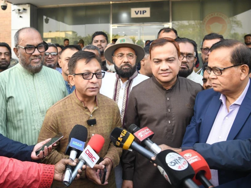 Adequate food stocks in place to keep Ramadan market stable: Commerce Minister