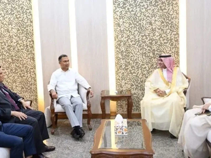 প্রধানমন্ত্রীর সঙ্গে সৌদি রাষ্ট্রদূতের সৌজন্য সাক্ষাৎ