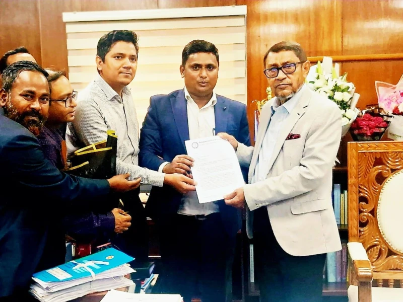 স্বাস্থ্যমন্ত্রীর কাছে বাংলাদেশ ফার্মাসিস্টস্ ফোরামের ছয় দফা দাবি পেশ