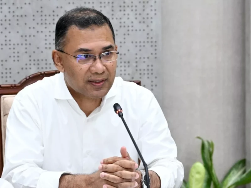 PM directs overhaul of Dhaka traffic management to ease congestion