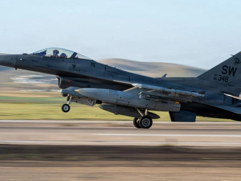 সৌদির বিমান ঘাঁটিতে ইরানের হামলা: আহত ১২ মার্কিন সেনা