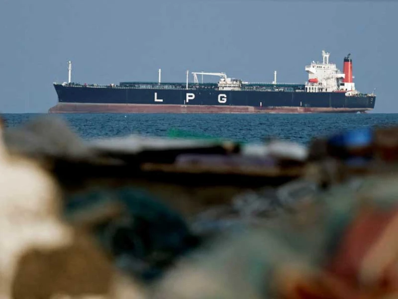 খার্ক দ্বীপে আরও হামলার হুমকি ট্রাম্পের, পাল্টা জবাবের প্রত্যয় ইরানের