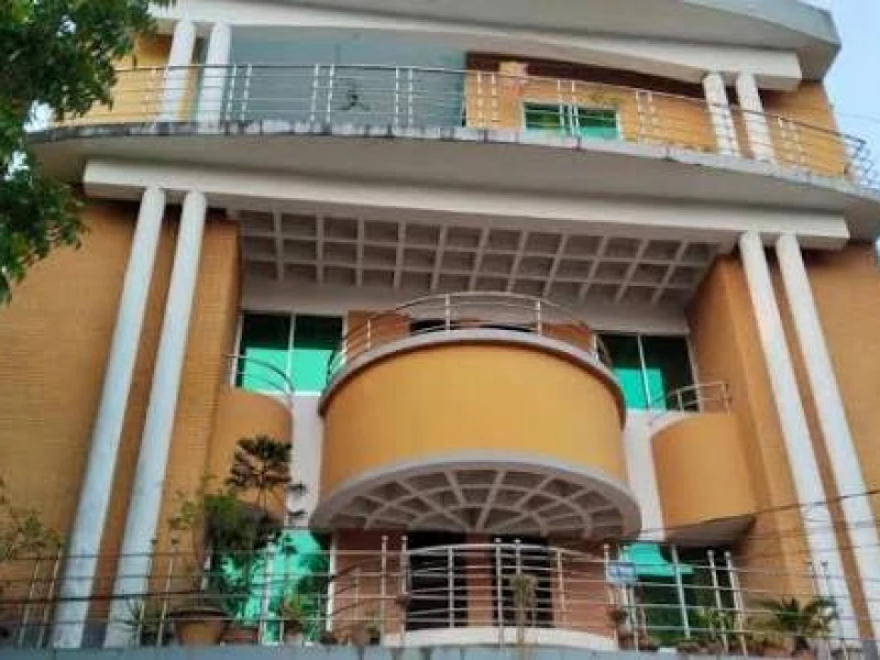 আইজিপির বাগেরহাটের বাড়িতে চুরি, কাটা হলো বিদ্যুতের তার