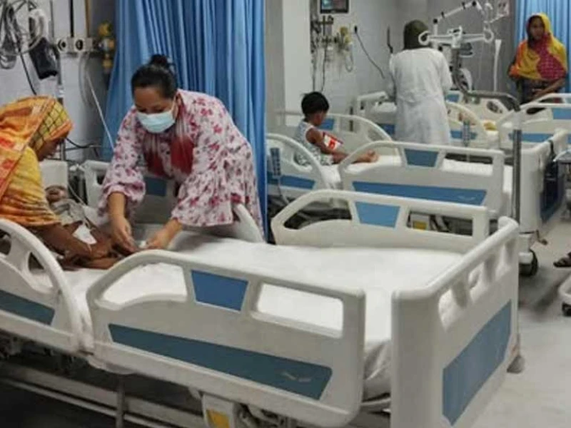হামের প্রকোপে হাসপাতালে ভিড়, আইসিইউ সংকটে বিপাকে রোগী ও স্বজনরা