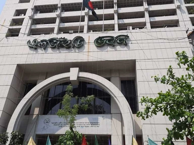 অরক্ষিত রেলক্রসিং ‘মরণফাঁদ’: ত্রুটি, অবহেলা আর দুর্বল ব্যবস্থাপনায় বাড়ছে দুর্ঘটনা