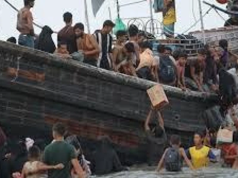 আন্দামান সাগরে ট্রলারডুবি: বেঁচে ফেরা যাত্রীদের বয়ানে মানবপাচার চক্রের ভয়াবহ চিত্র