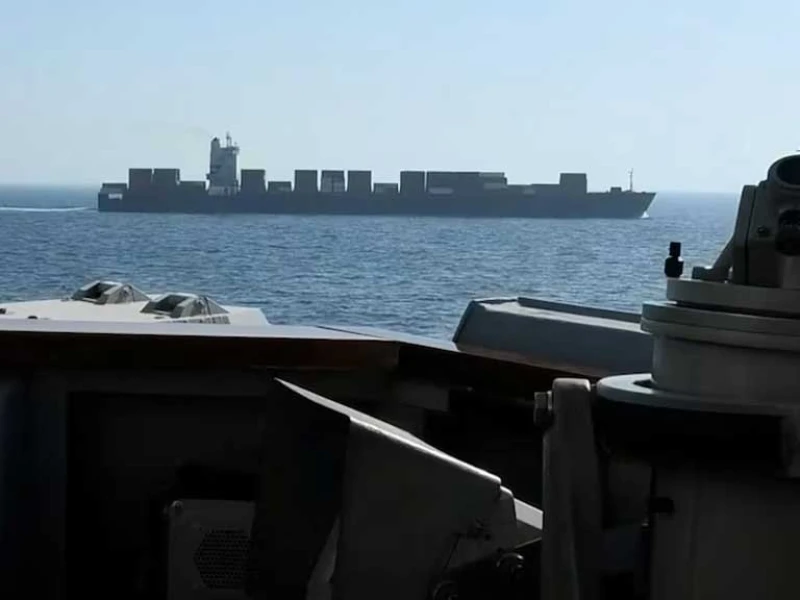 হরমুজে অবরোধ ইস্যুতে পাকিস্তানের কূটনৈতিক তৎপরতা, আলোচনায় বসার কথা ভাবছে তেহরান