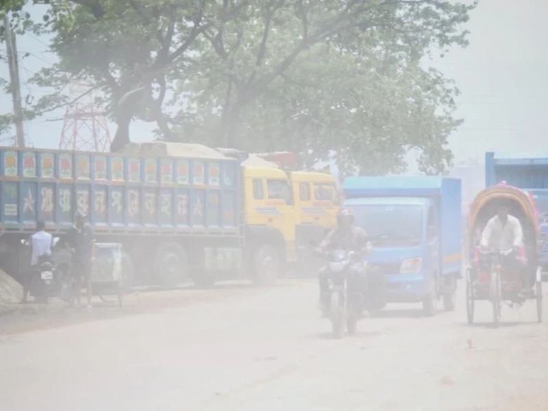 Dhaka's air 8th worst in the world this morning