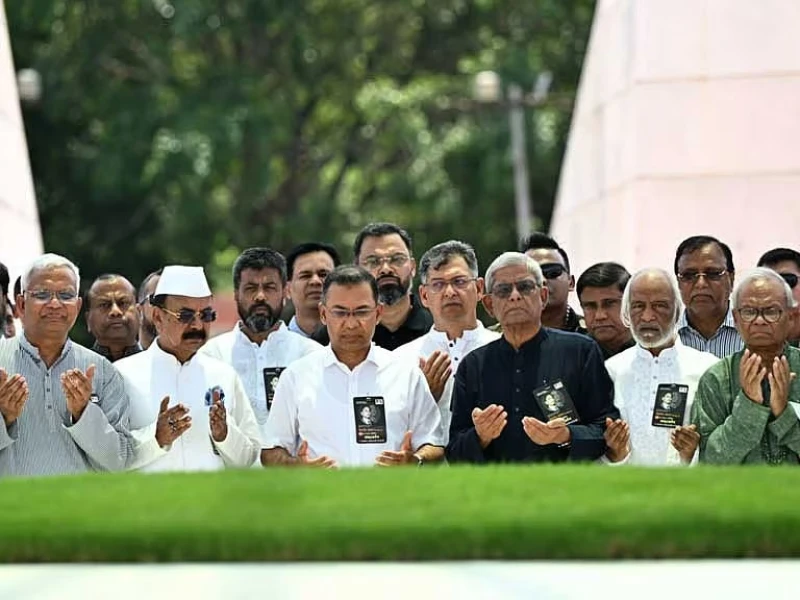 জিয়ার কবরে শ্রদ্ধা জানালেন প্রধানমন্ত্রী তারেক রহমান