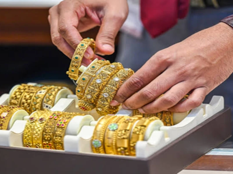 Gold prices in Bangladesh drop by Tk 6,591 per bhori