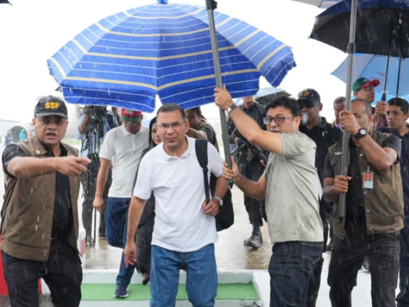 Prime Minister, his wife reach Cox’s Bazar on daylong visit