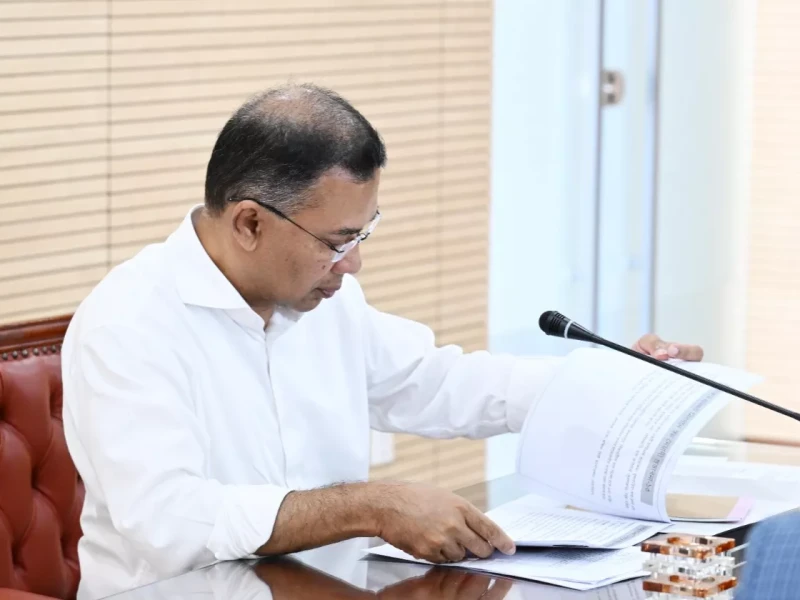 PM orders swift relocation of four inter-district bus terminals to ease Dhaka congestion