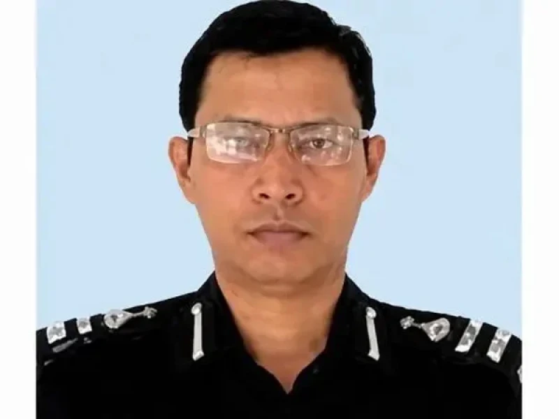 একরামুল হত্যা মামলায় ব্রিগেডিয়ার জেনারেল মিফতাহ সেনা হেফাজতে