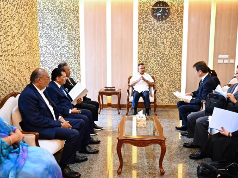 PM urges Japan to recruit more Bangladeshi workers