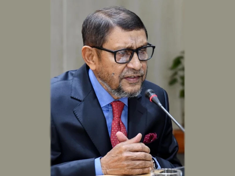 Health minister warns of dismissal for negligence, corruption in health sector
