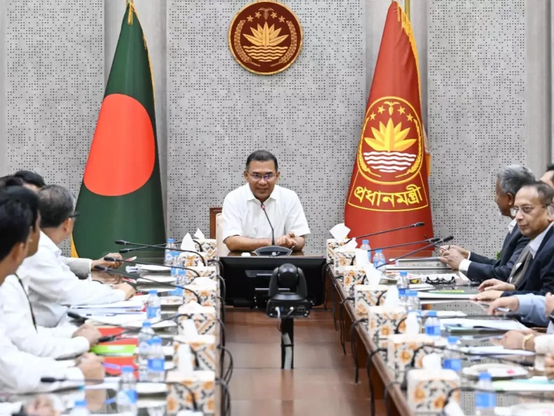দেশের স্বার্থে সবাইকে আরও দায়িত্বশীল ও সচেতন হতে হবে: প্রধানমন্ত্রী