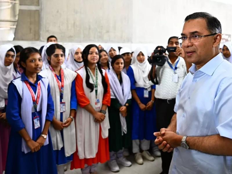 দেশ গঠনে ভূমিকা রাখতে শিক্ষার্থীদের দক্ষ হয়ে ওঠার আহ্বান প্রধানমন্ত্রীর