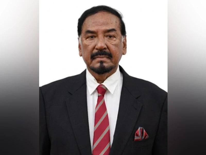 Speaker returns home after conveying PMs condolence message to Qatari Emir